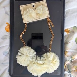 Cream Floral Necklace and Earring Set
